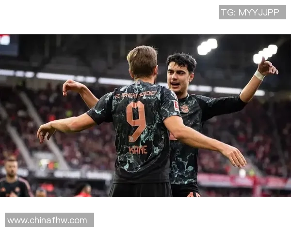 拜仁客场压制弗赖堡，巩固德甲榜首位置