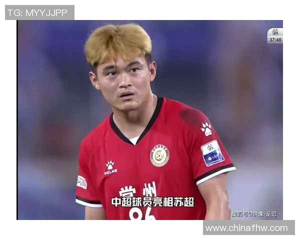 中超赛场黄紫昌精彩内切突破展现个人技术与团队配合的完美结合 中超赛场黄紫昌精彩内切突破展现个人技术与团队配合的完美结合