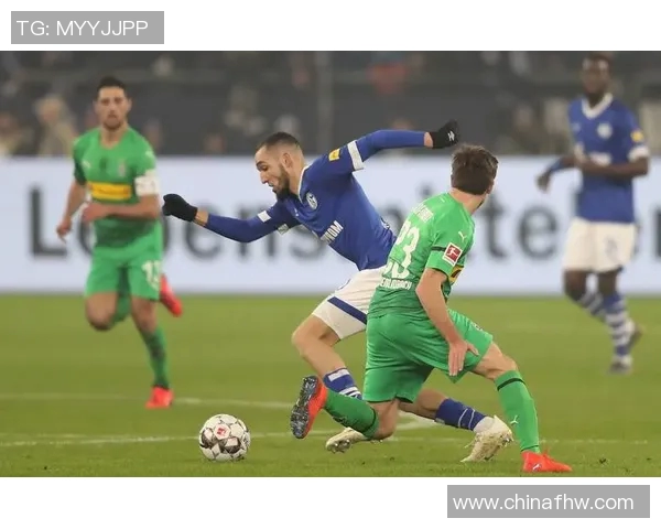 沙尔克04陷入连败泥潭,难寻胜利之路 沙尔克04陷入连败泥潭,难寻胜利之路